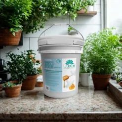 LAPALM  Hot Oil Sugar Scrub Milk & Honey