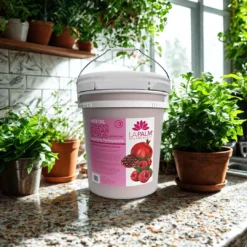 LAPALM  Hot Oil Sugar Scrub Raspberry Pomegranate